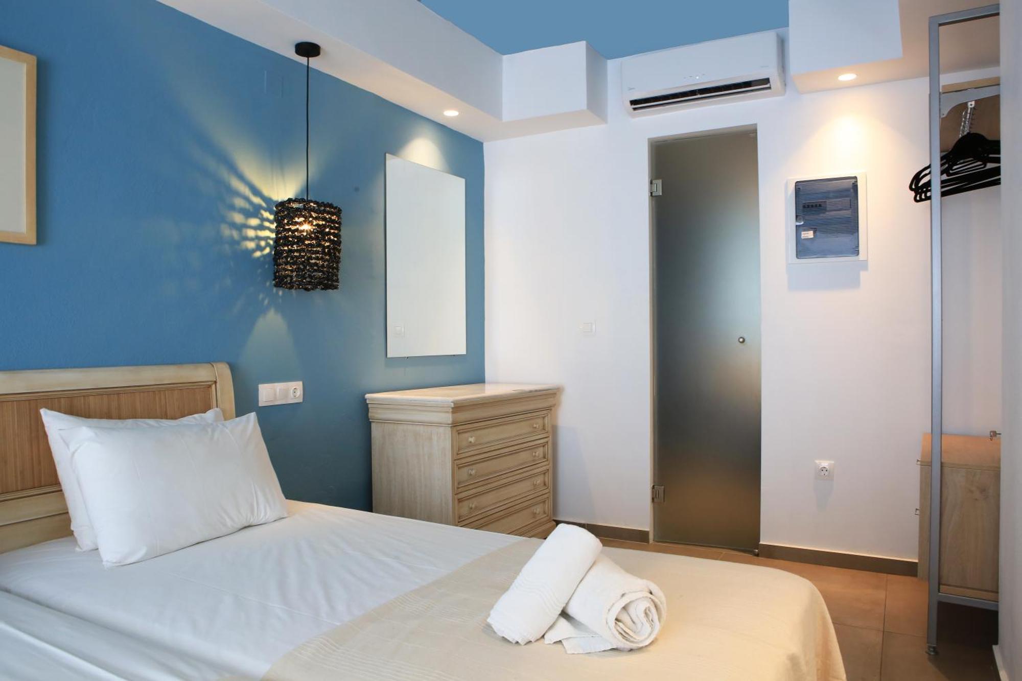 Mika Villas & Suites Hersonissos  Habitación foto