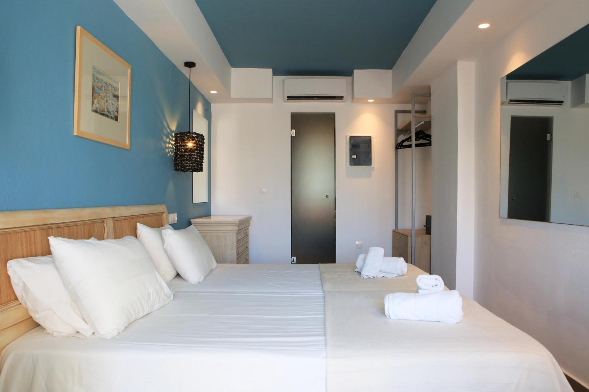 Mika Villas & Suites Hersonissos  Habitación foto